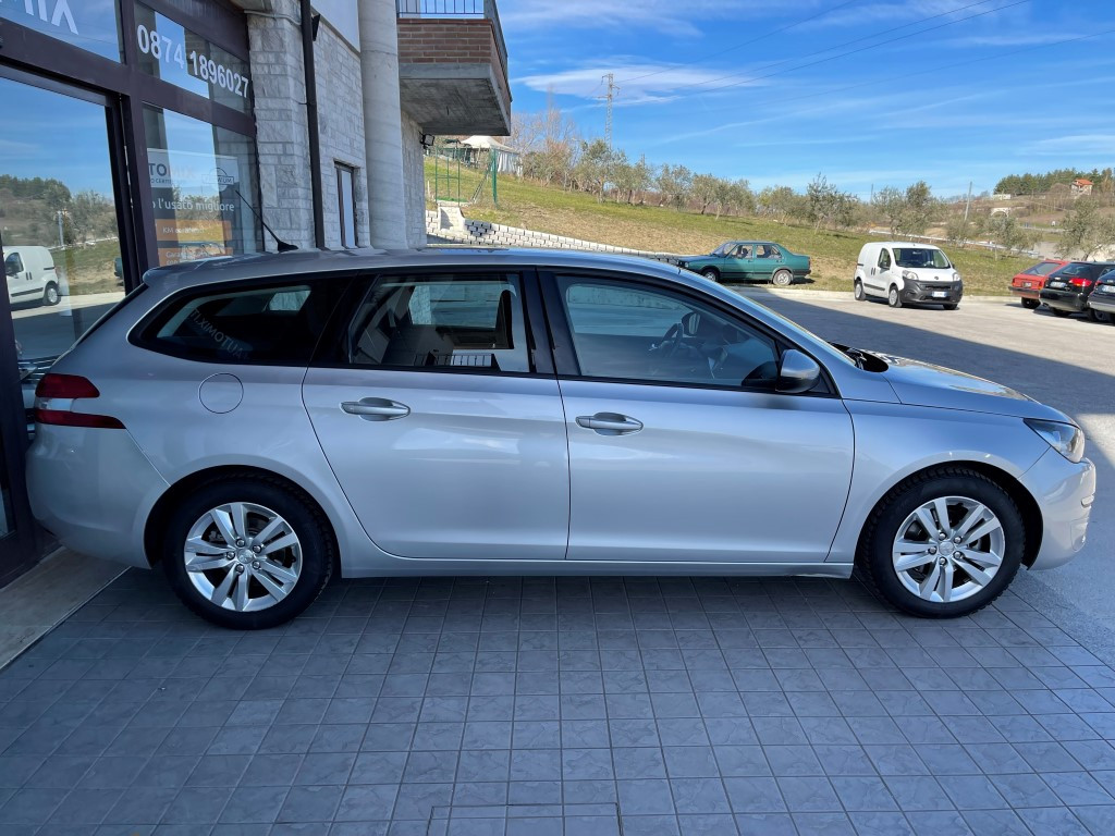 Peugeot 308
