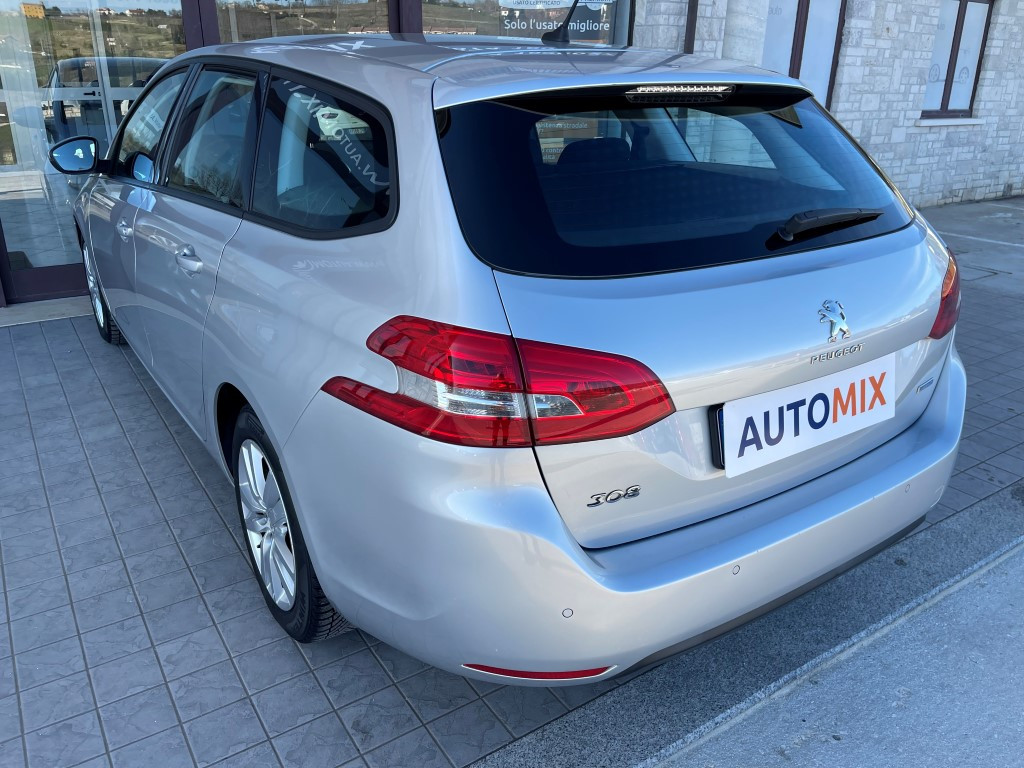 Peugeot 308