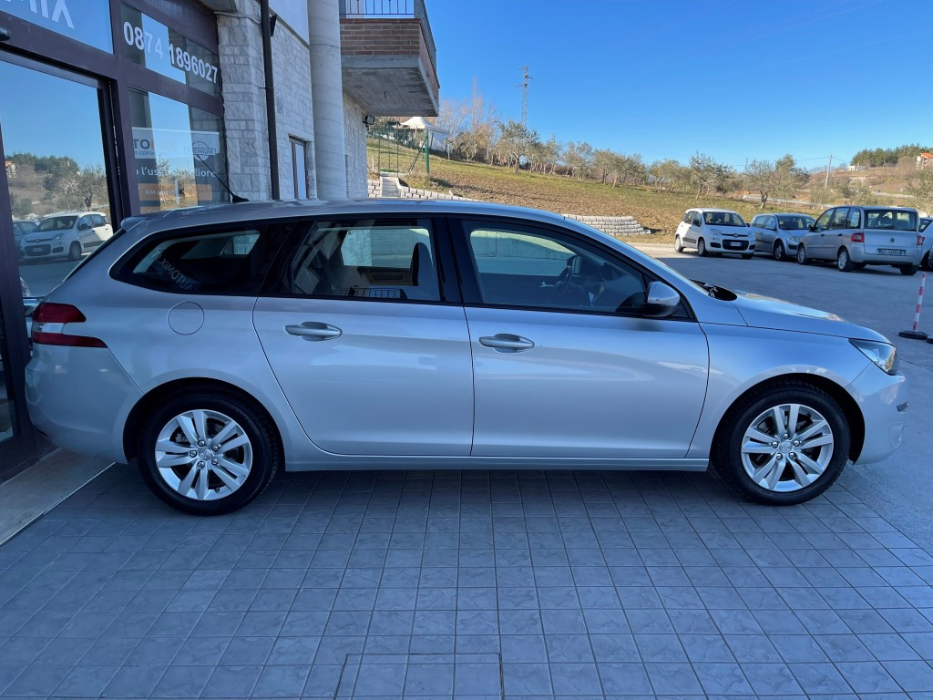 Peugeot 308