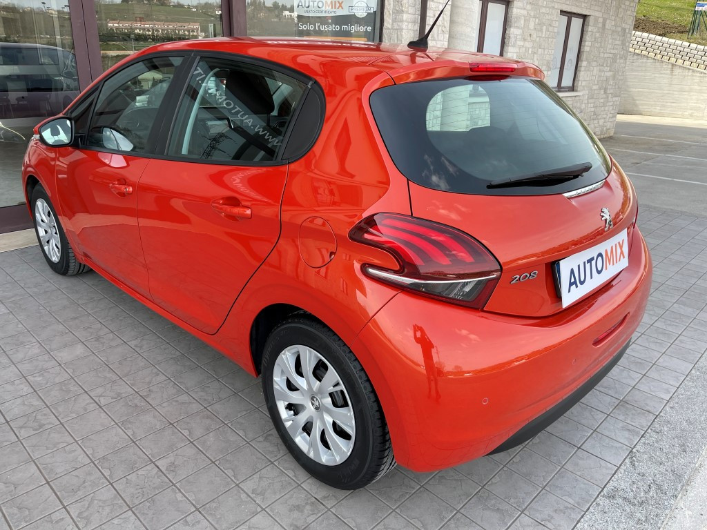 Peugeot 208