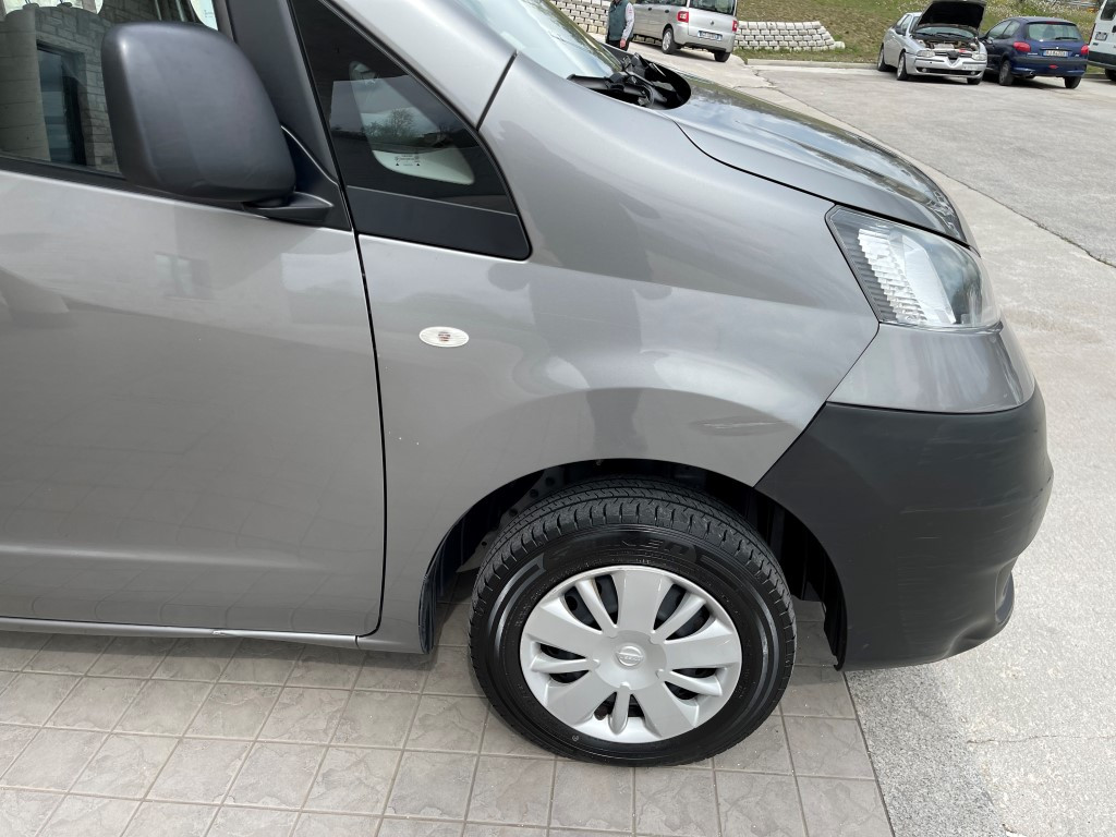 Nissan NV200