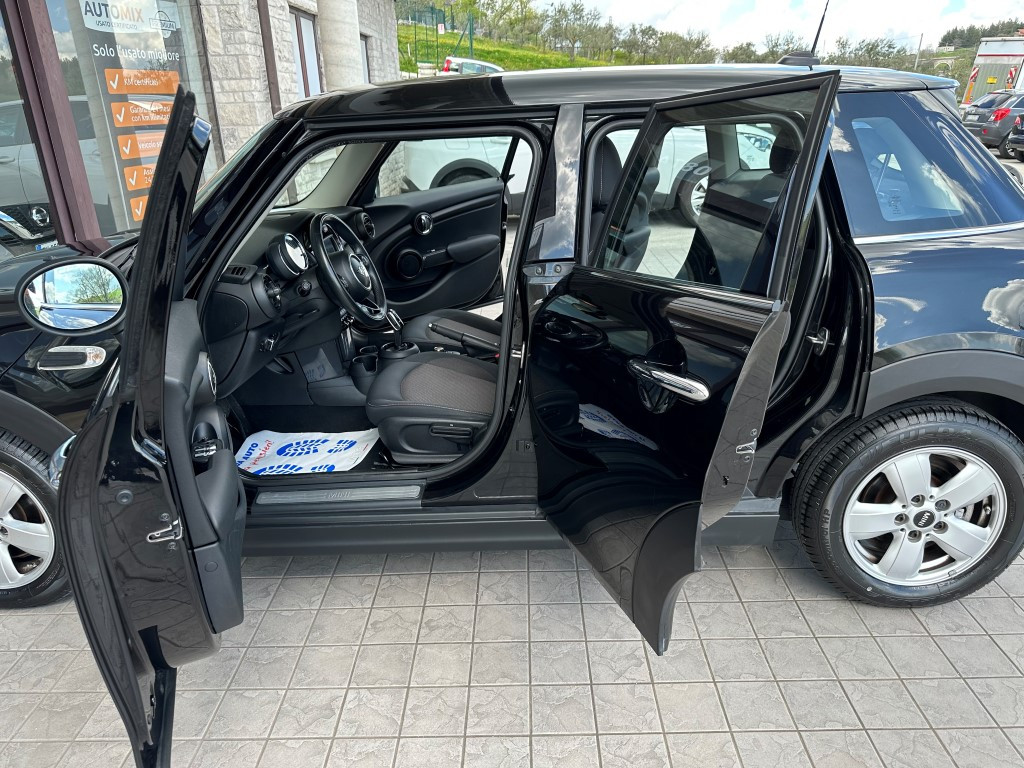 Mini Mini