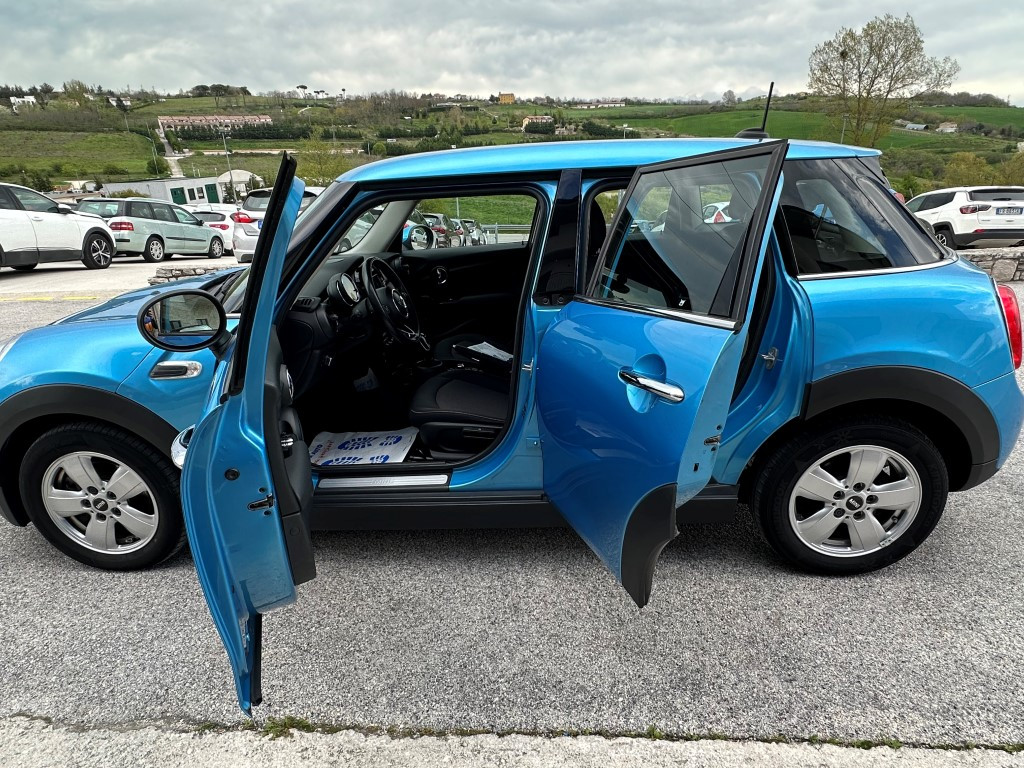 Mini Mini