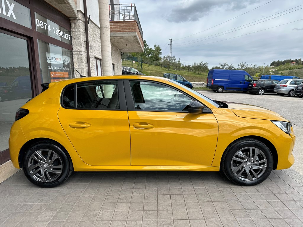 Peugeot 208