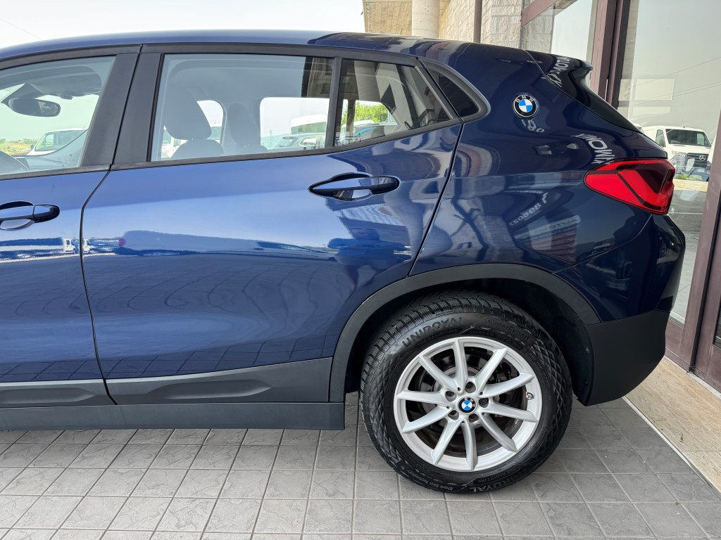 BMW X2