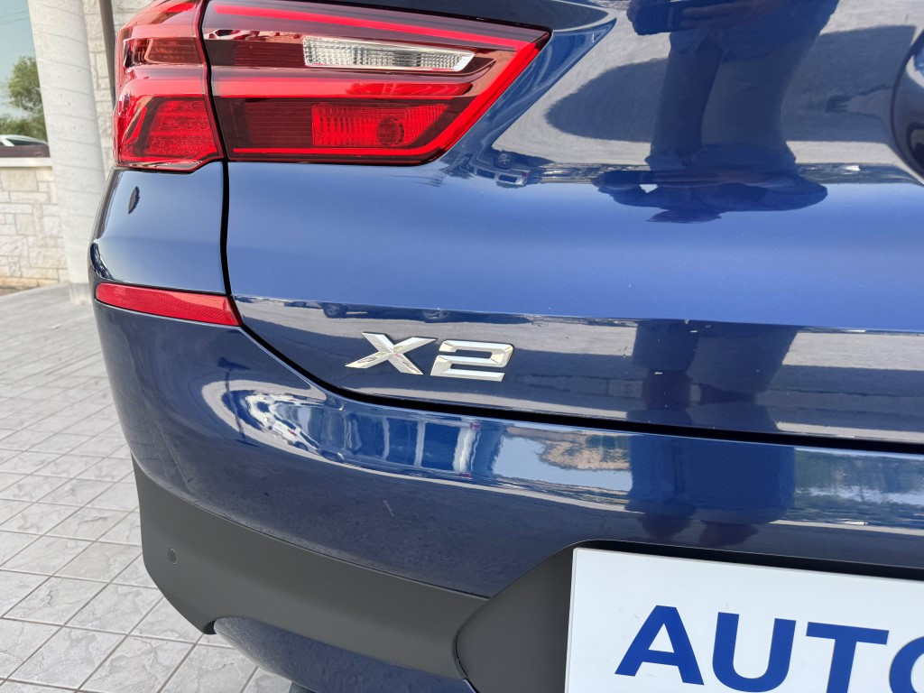 BMW X2