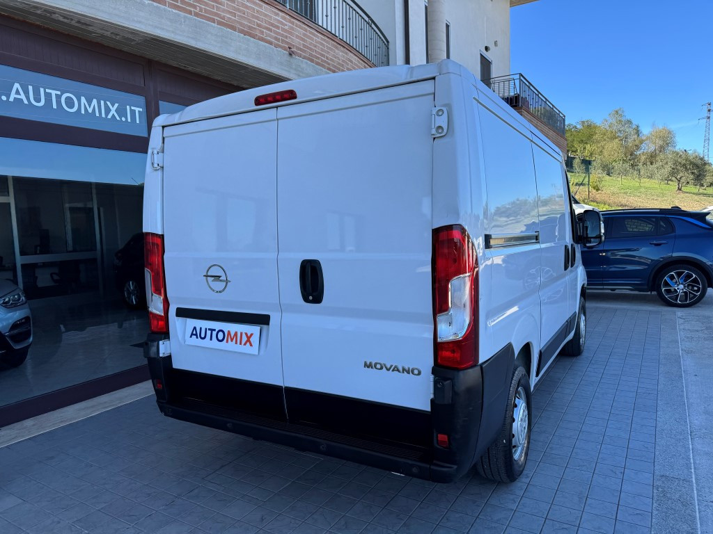 Opel Movano