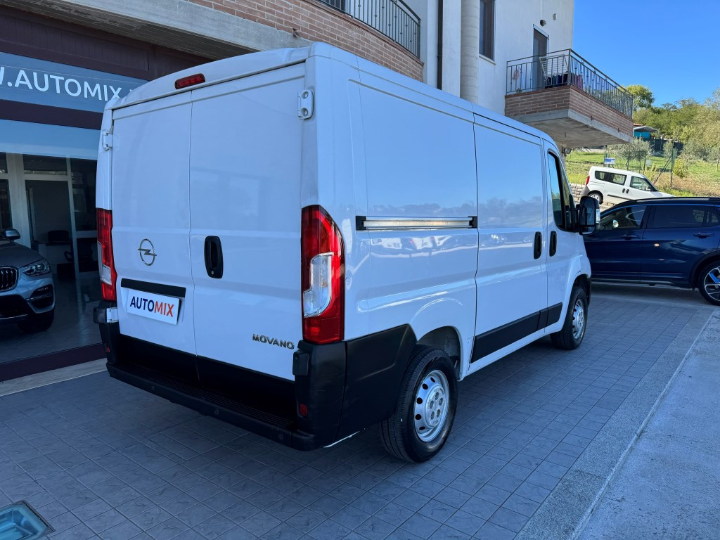 Opel Movano