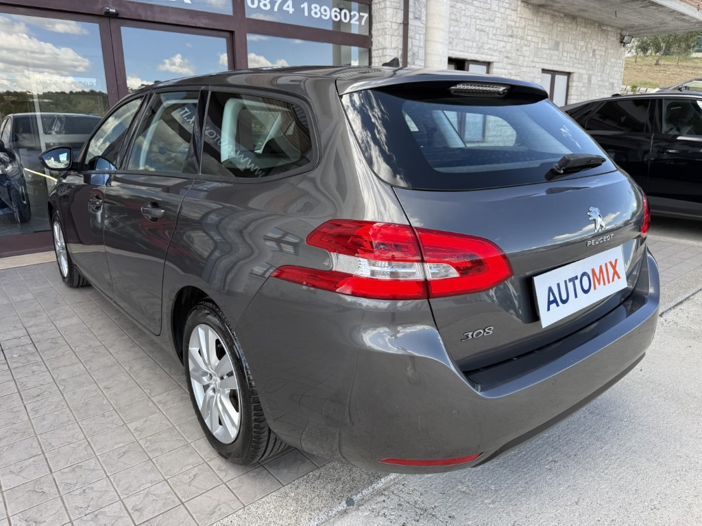 Peugeot 308