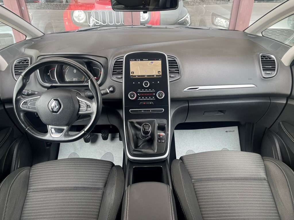 Renault ScÃ©nic