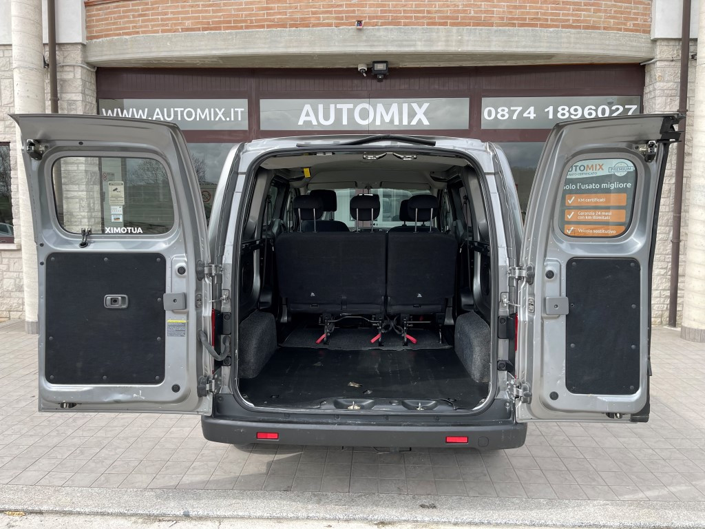 Nissan NV200