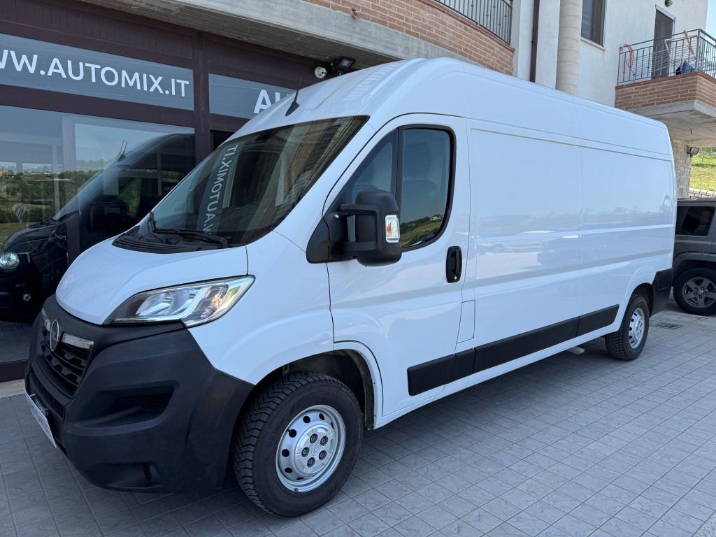 Opel Movano