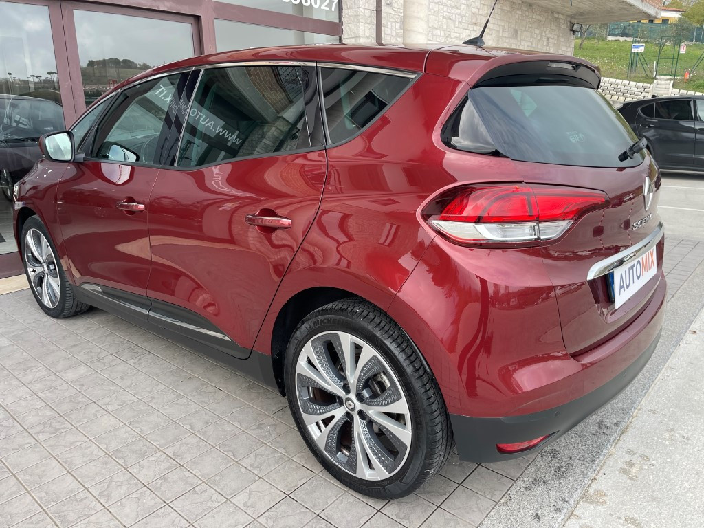 Renault ScÃ©nic