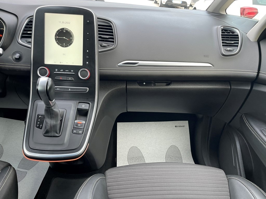 Renault ScÃ©nic