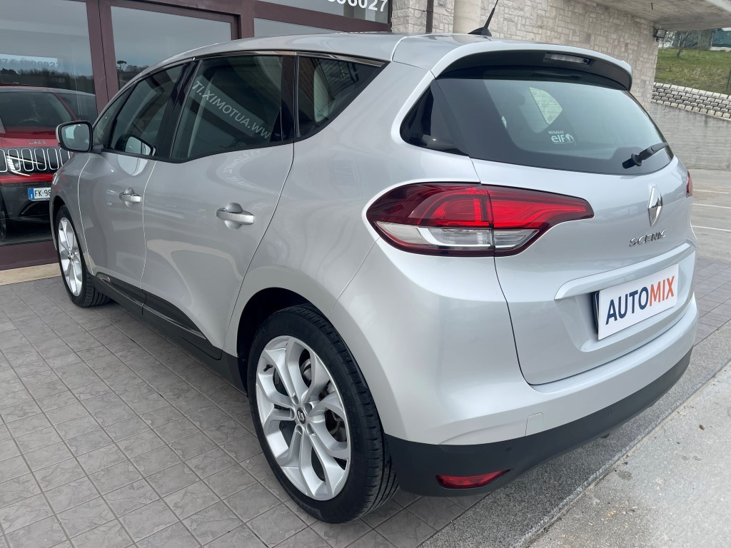 Renault ScÃ©nic