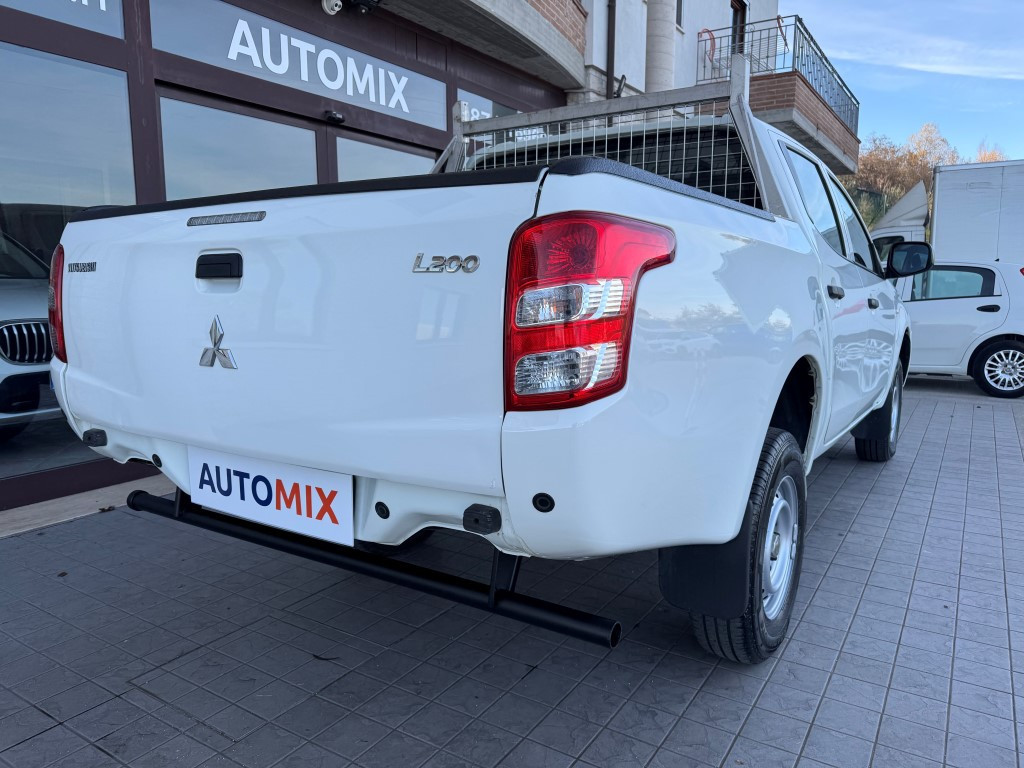 Mitsubishi L200