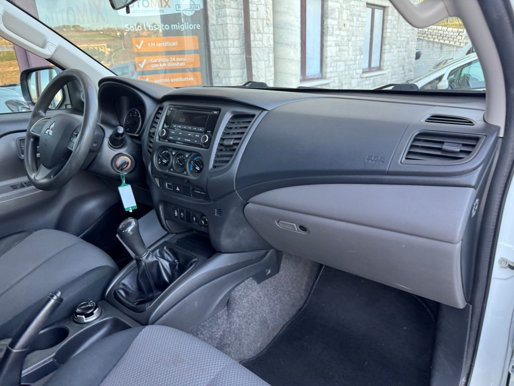 Mitsubishi L200