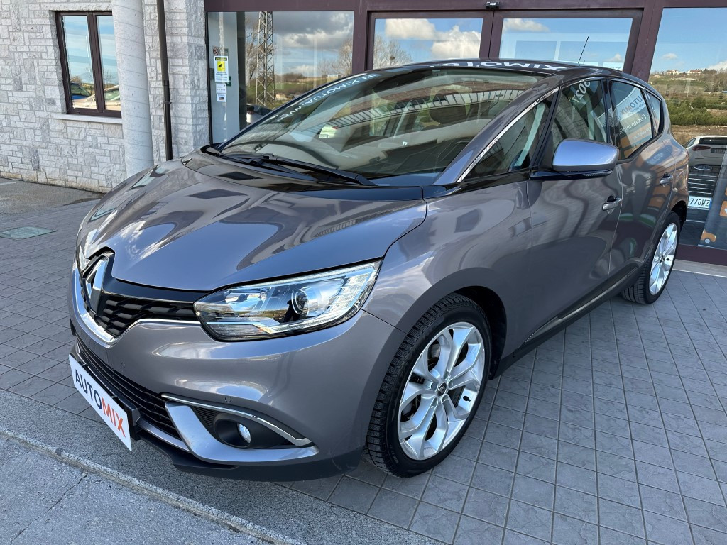 Renault ScÃ©nic