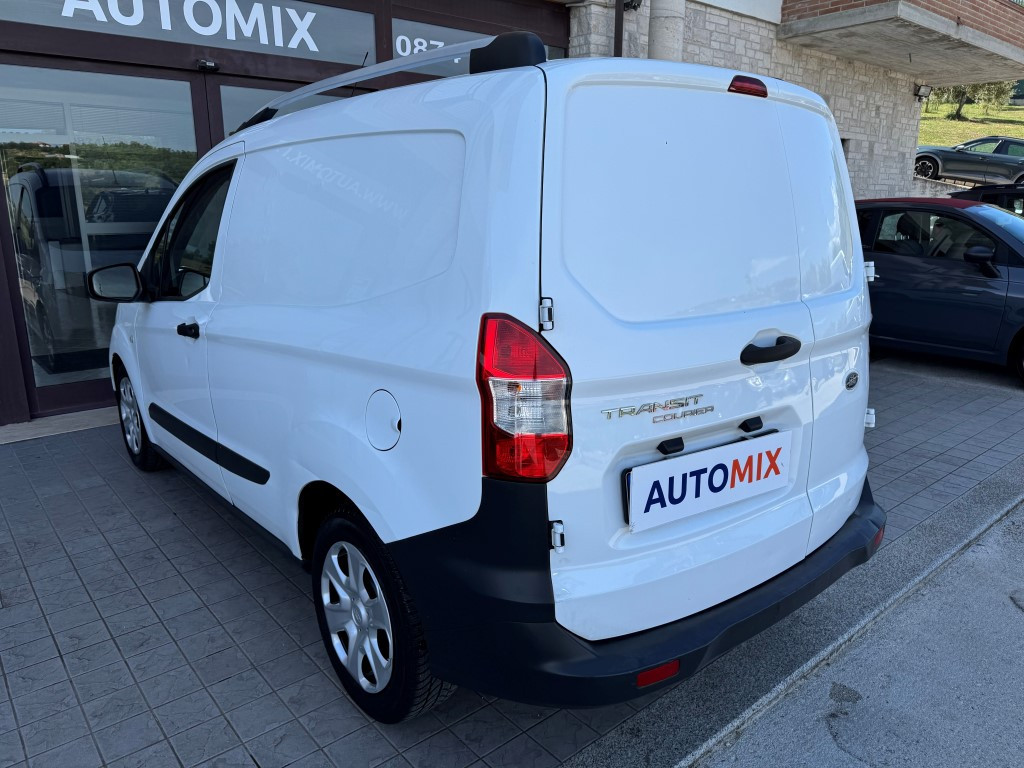 Ford Transit Courier