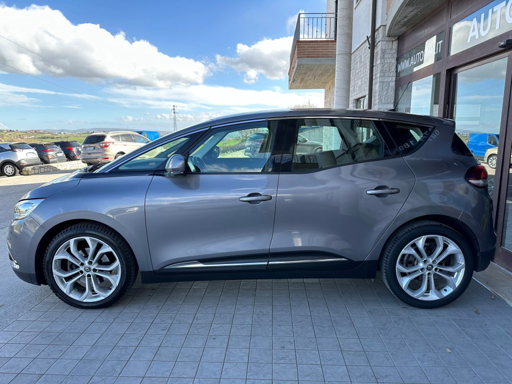 Renault ScÃ©nic
