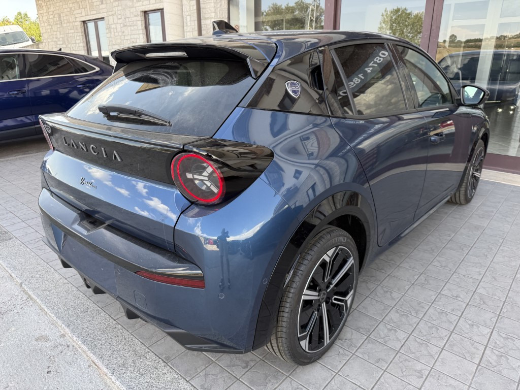 Lancia Ypsilon