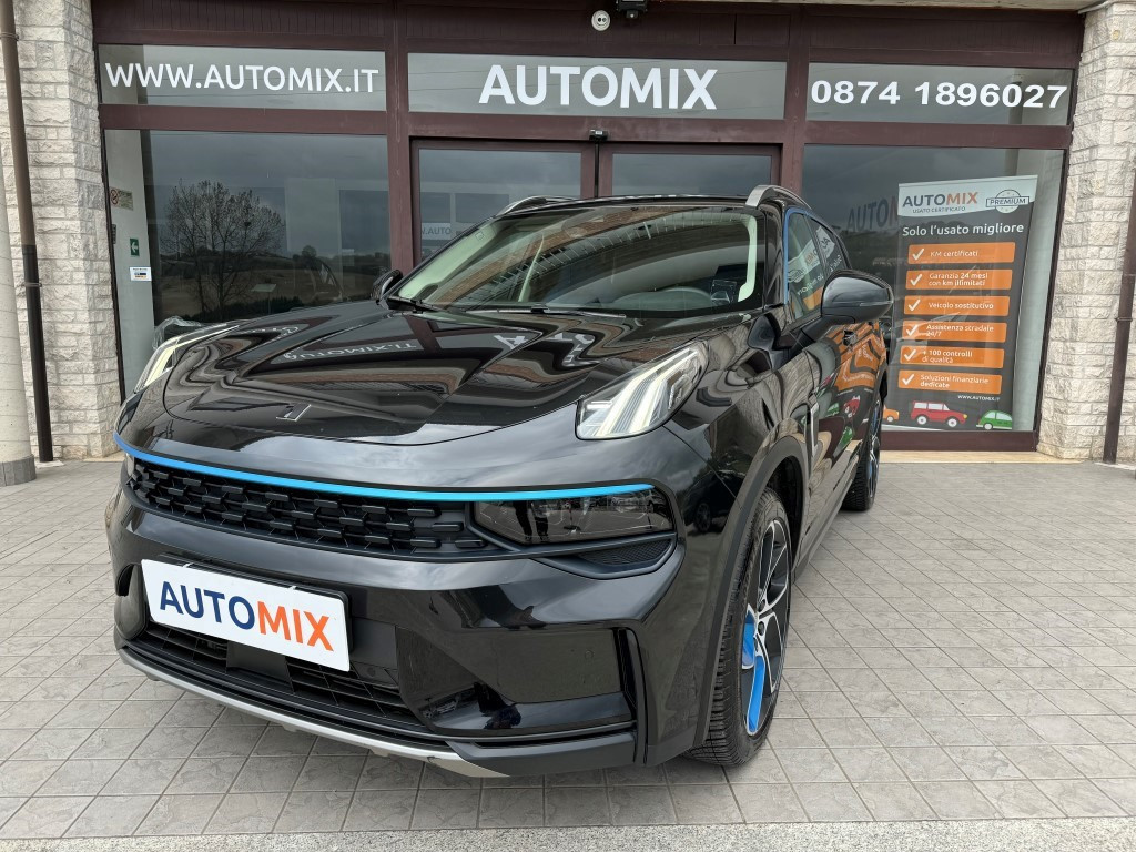 Lynk & Co 01