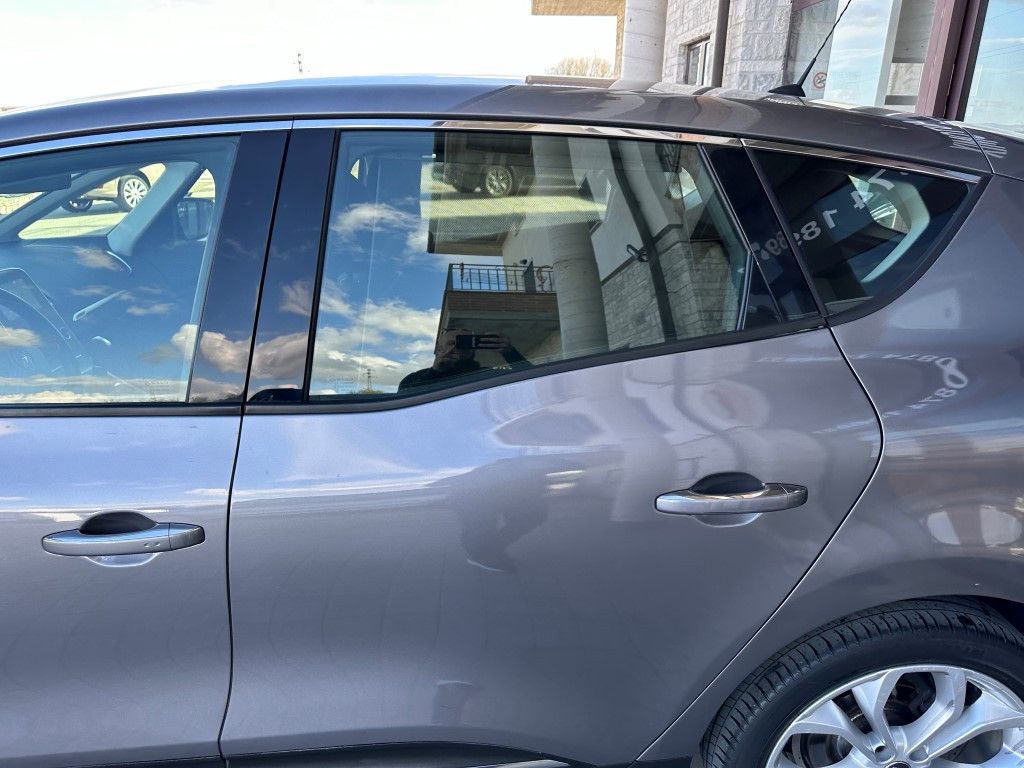 Renault ScÃ©nic