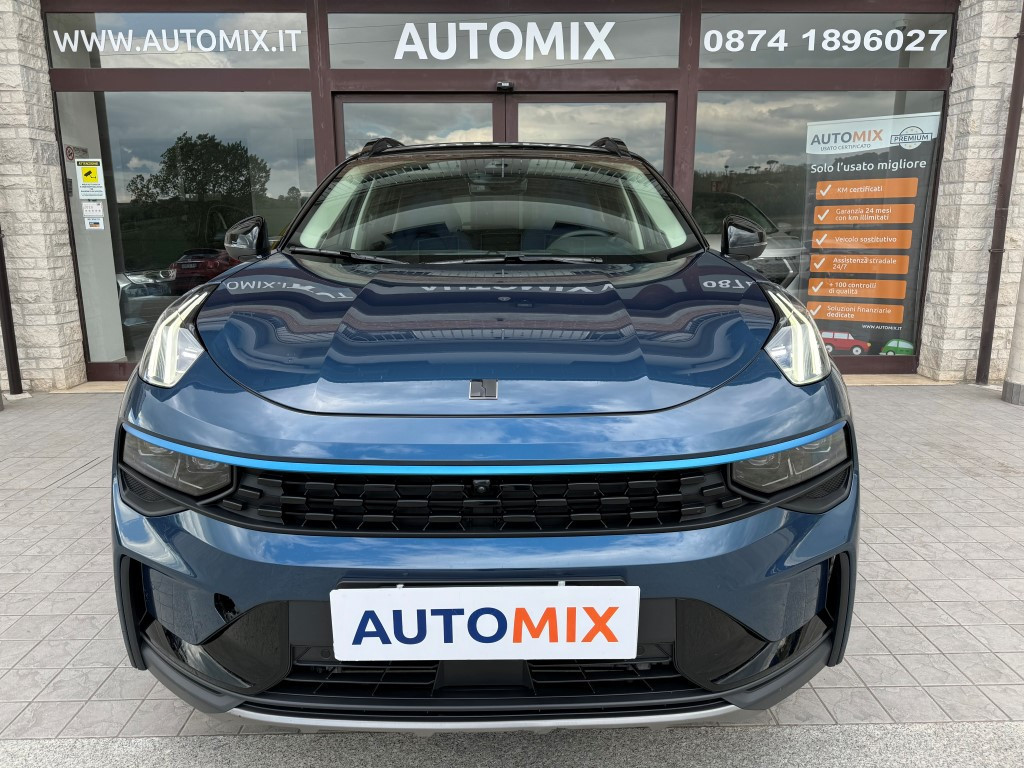 Lynk & Co 01