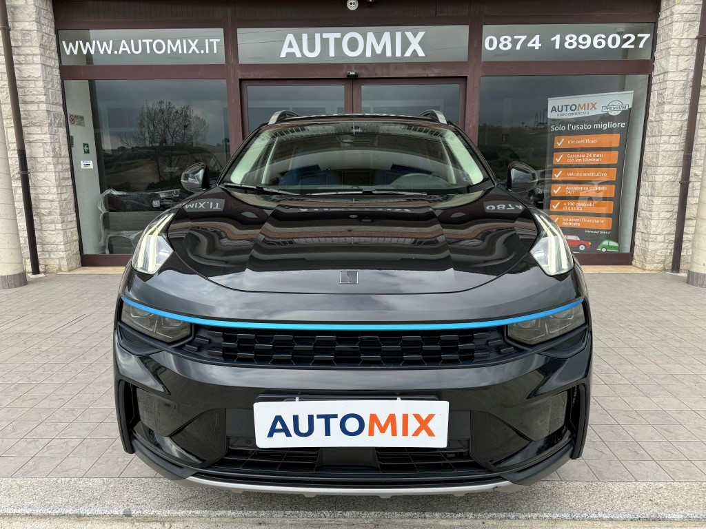 Lynk & Co 01