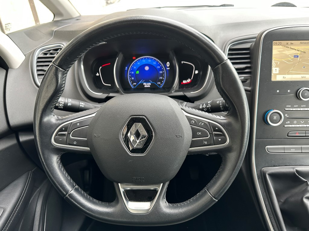 Renault ScÃ©nic