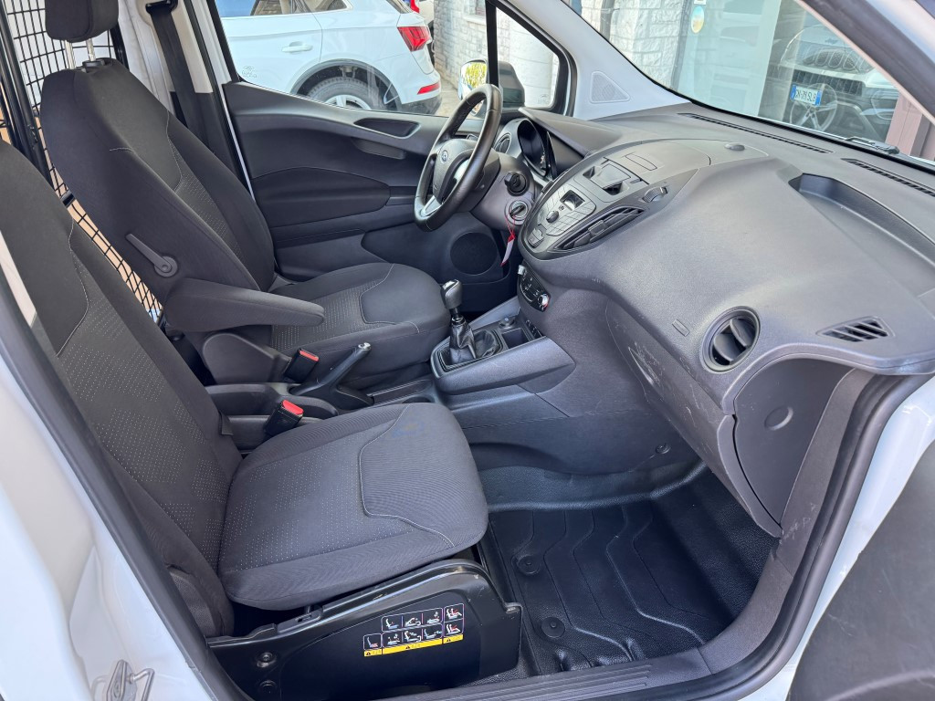 Ford Transit Courier