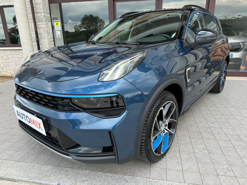 Lynk & Co 01