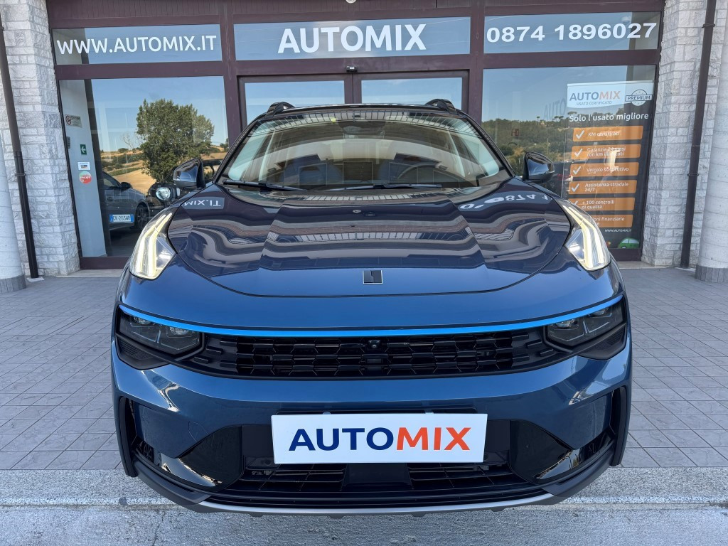 Lynk & Co 01