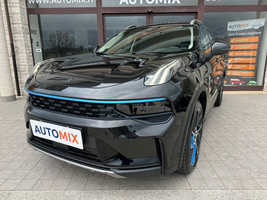Lynk & Co 01