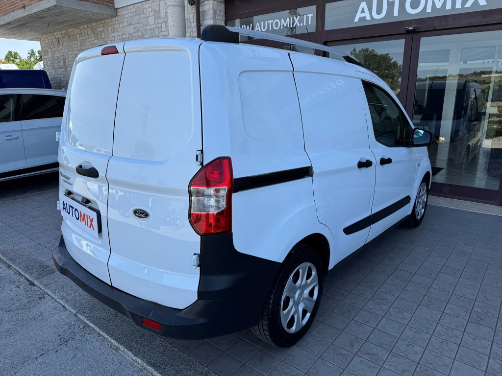 Ford Transit Courier