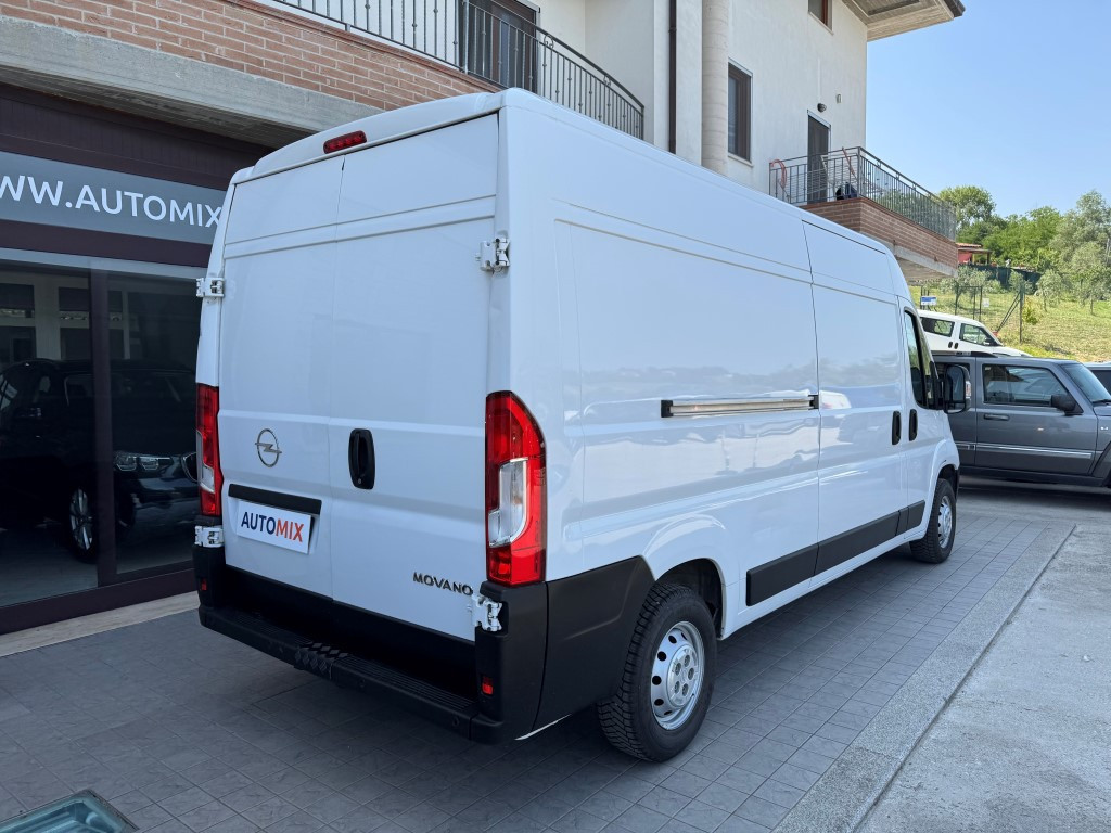 Opel Movano