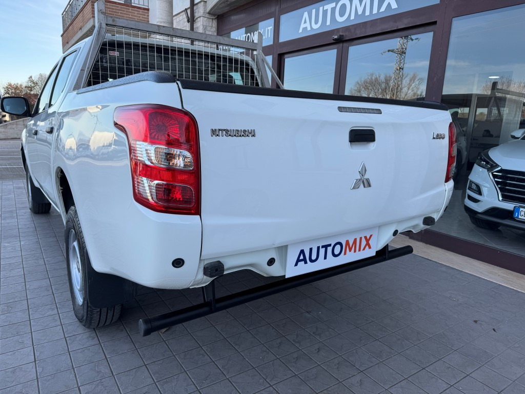 Mitsubishi L200