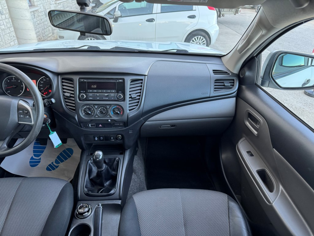 Mitsubishi L200