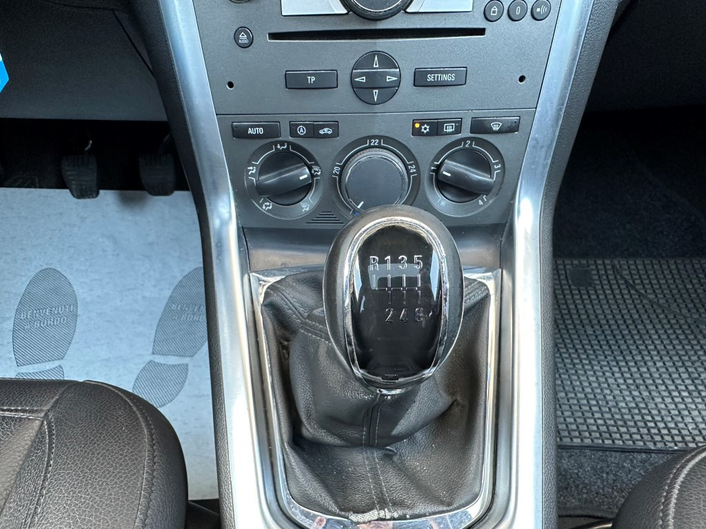Opel Antara