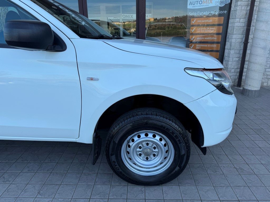 Mitsubishi L200