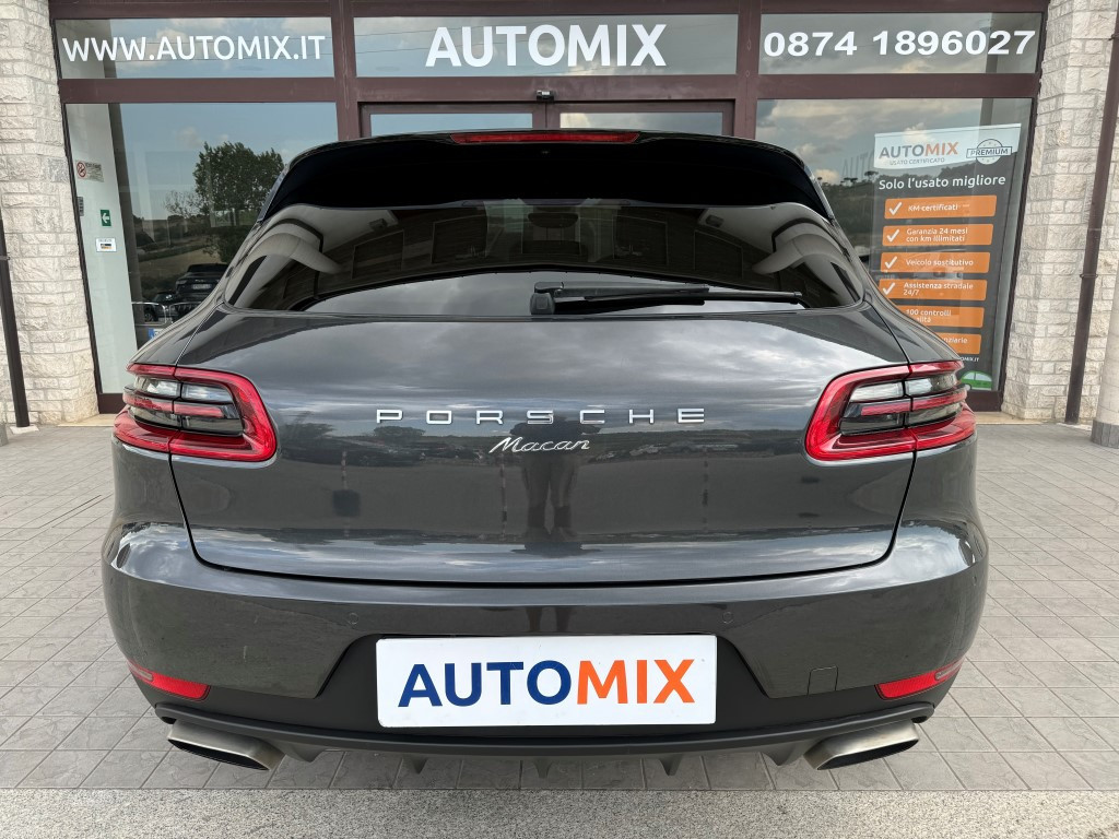 Porsche Macan