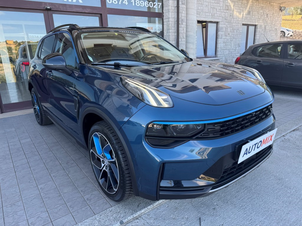 Lynk & Co 01