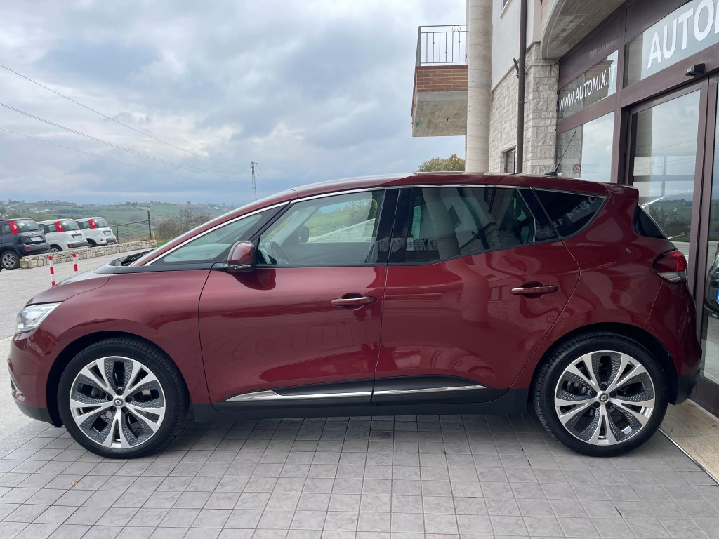 Renault ScÃ©nic
