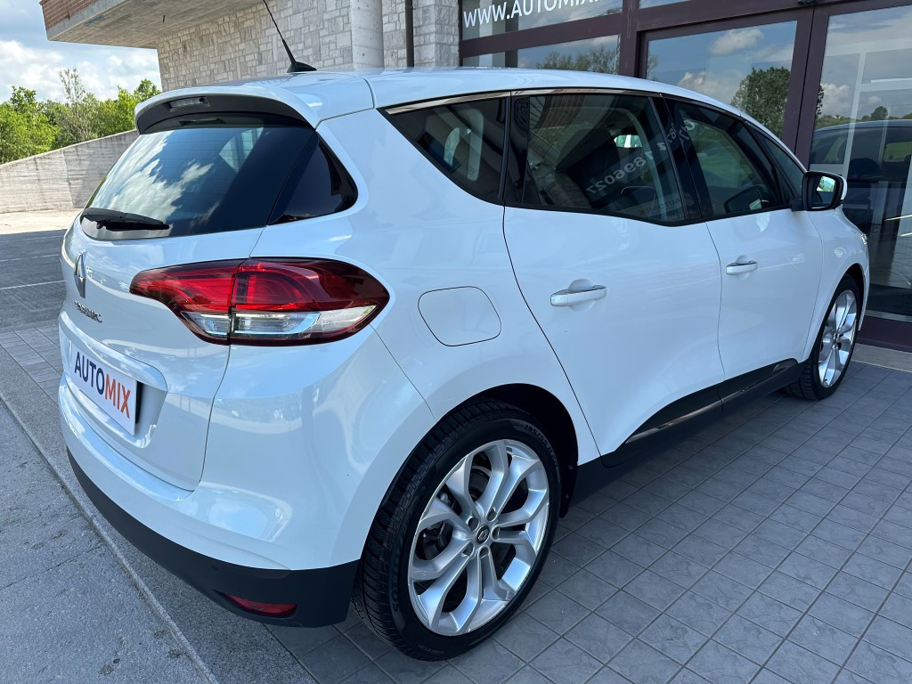 Renault ScÃ©nic