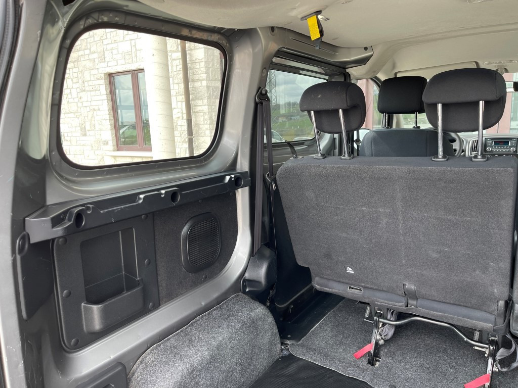Nissan NV200
