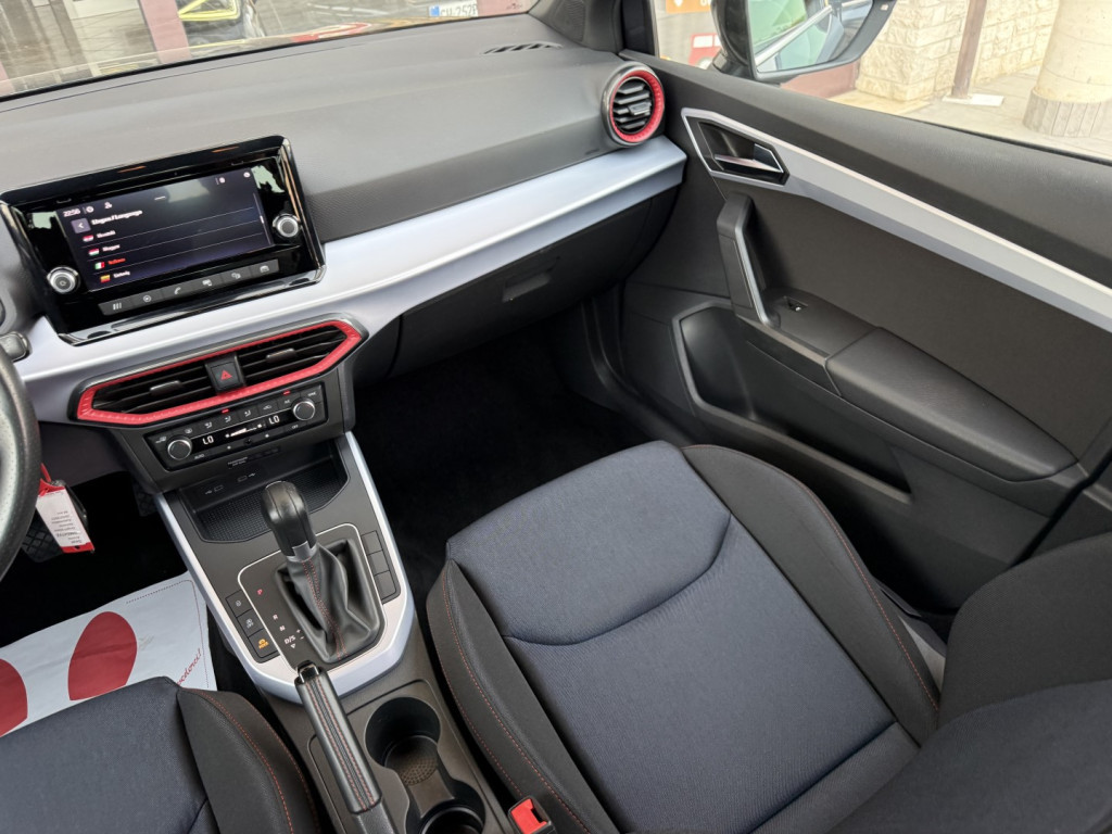 Seat Arona