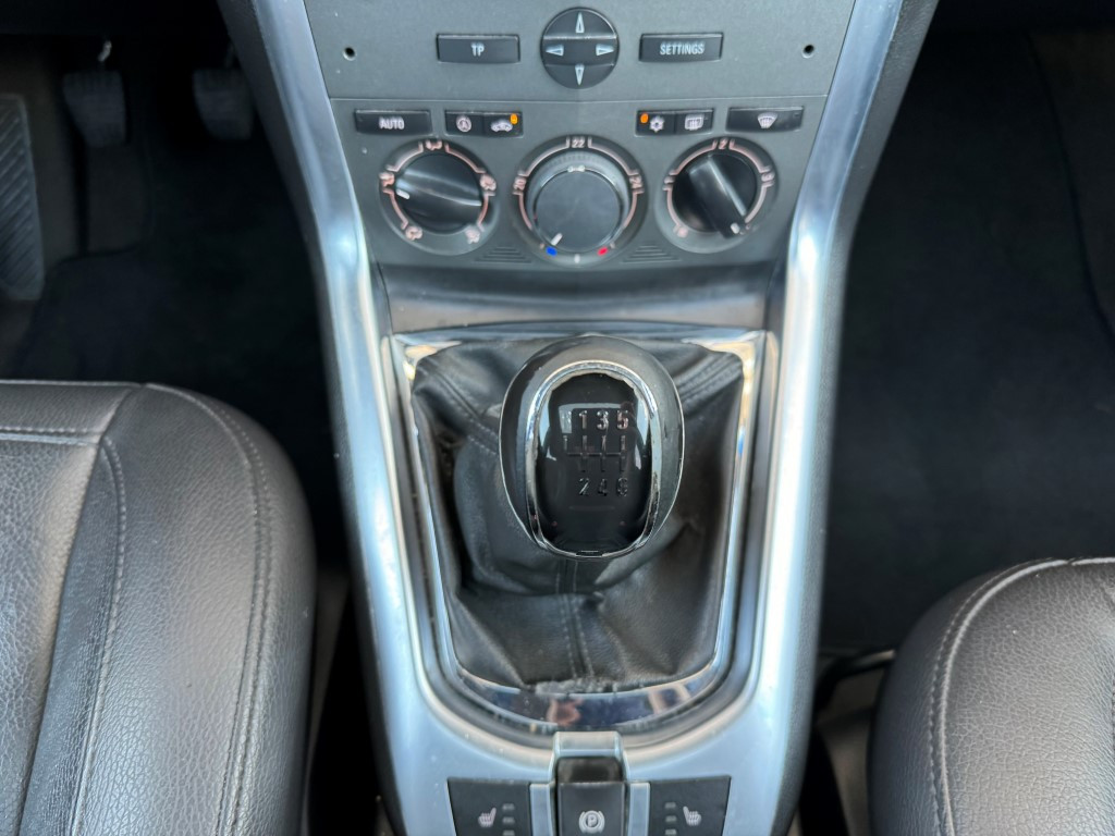 Opel Antara