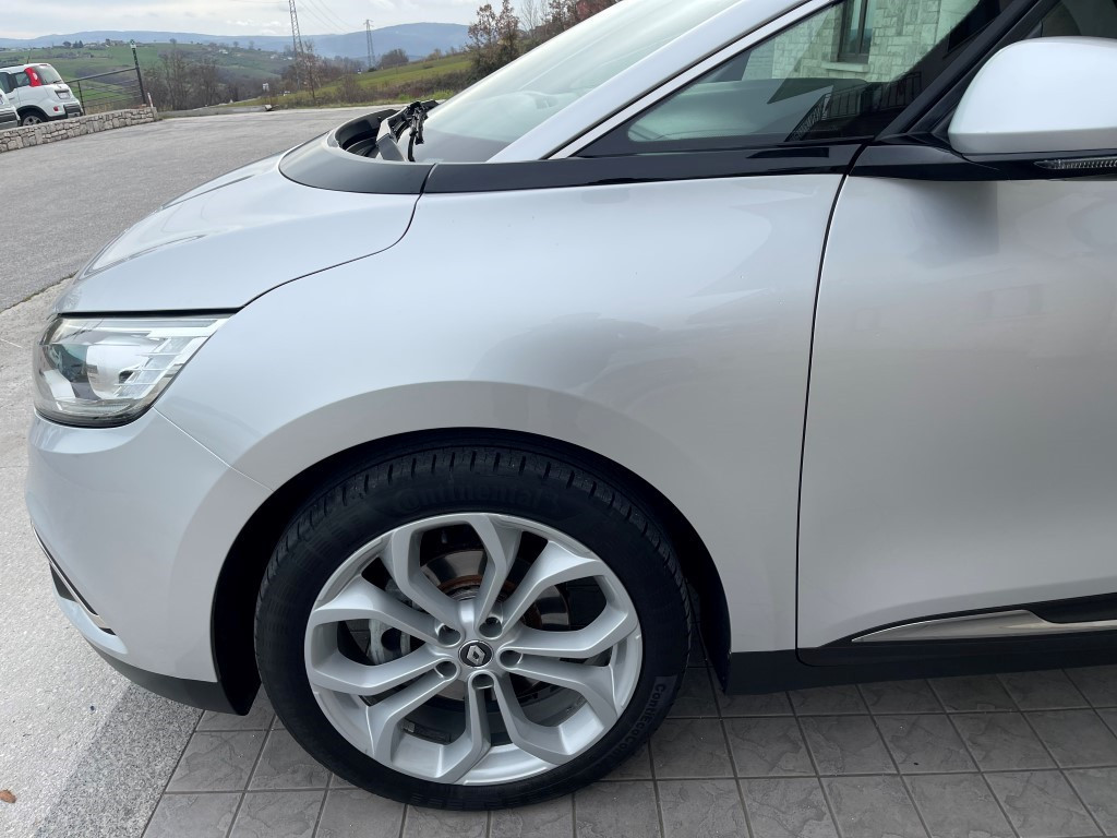 Renault ScÃ©nic