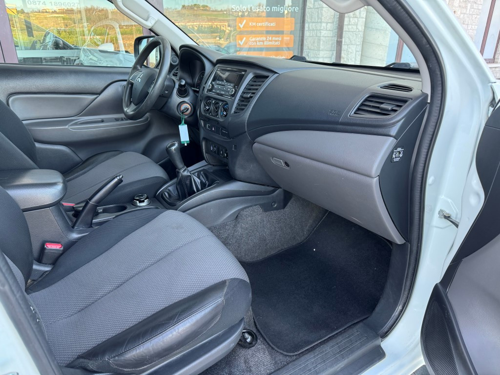 Mitsubishi L200