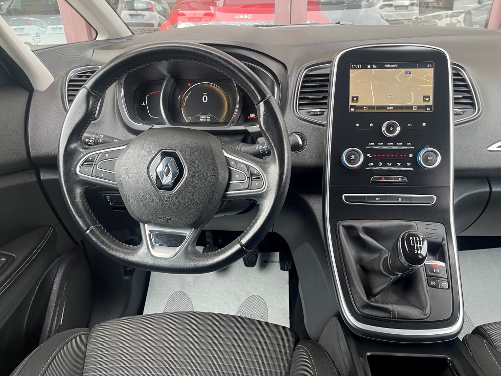 Renault ScÃ©nic